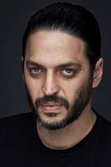 picture of actor Younes Bouab