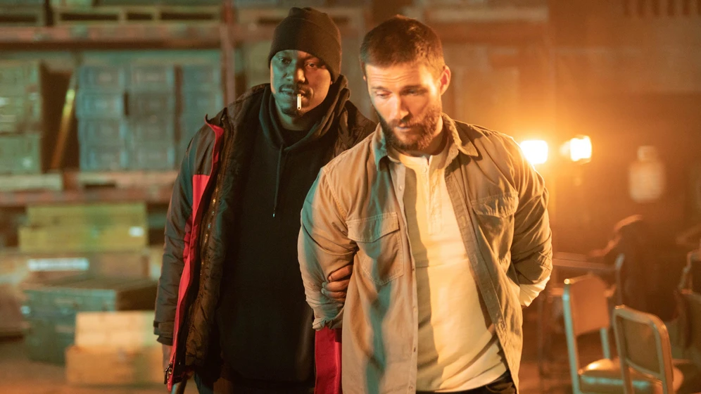 Tyrese Gibson y Scott Eastwood en instinto-peligroso