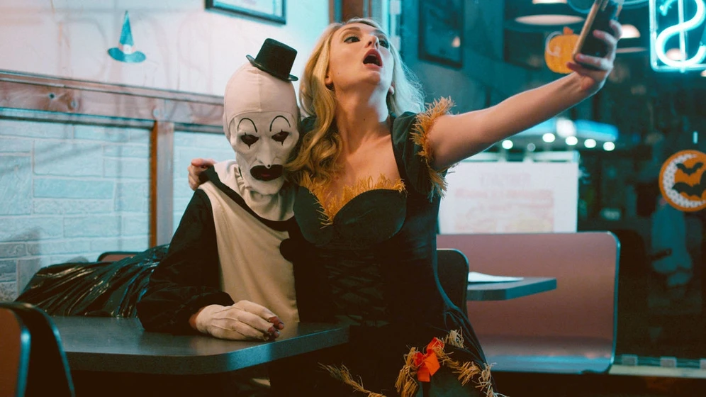 Catherine Corcoran y David Howard Thornton en terrifier