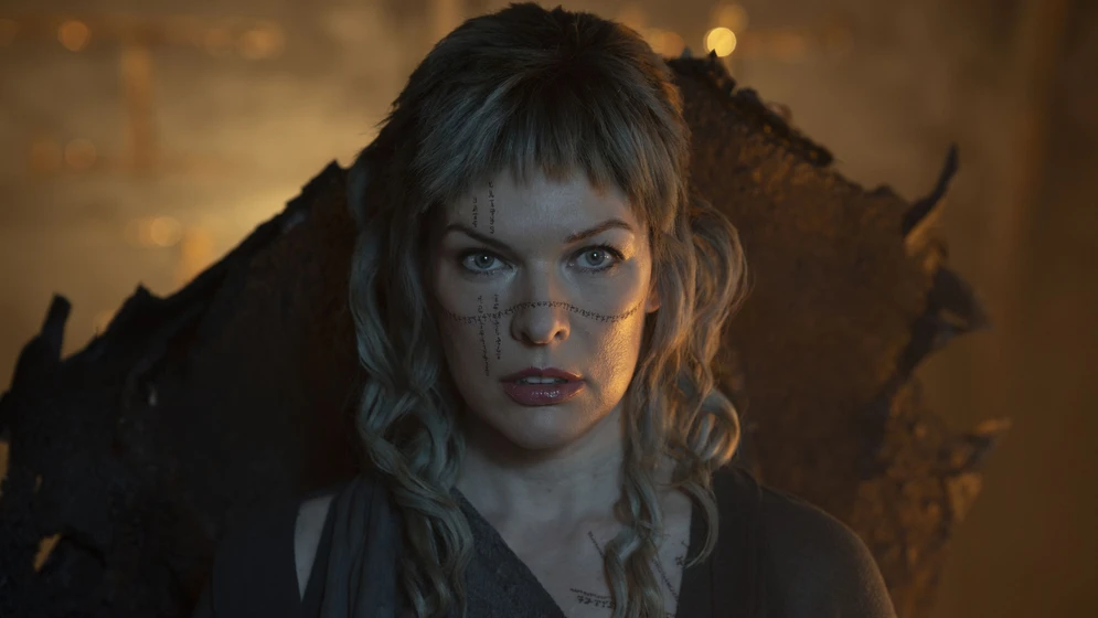 Milla Jovovich en tierras-perdidas