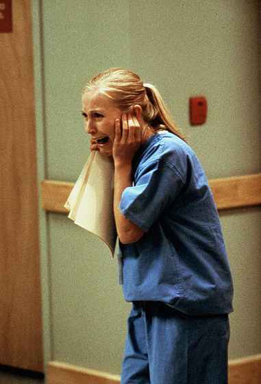 Penelope Ann Miller en El Asesino del Marcapasos