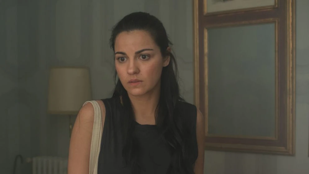 Maite Perroni en sin-ti-no-puedo
