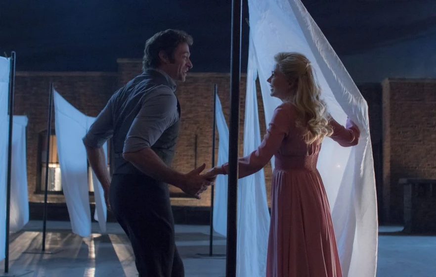 Hugh Jackman y Michelle Williams en el-gran-showman