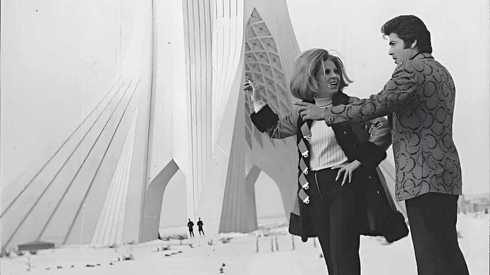 Imagen de tehran-an-unfinished-history