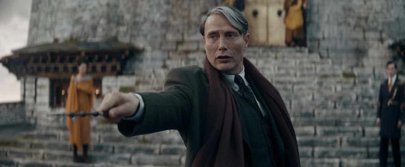 Mads Mikkelsen en animales-fantasticos-los-secretos-de-dumbledore
