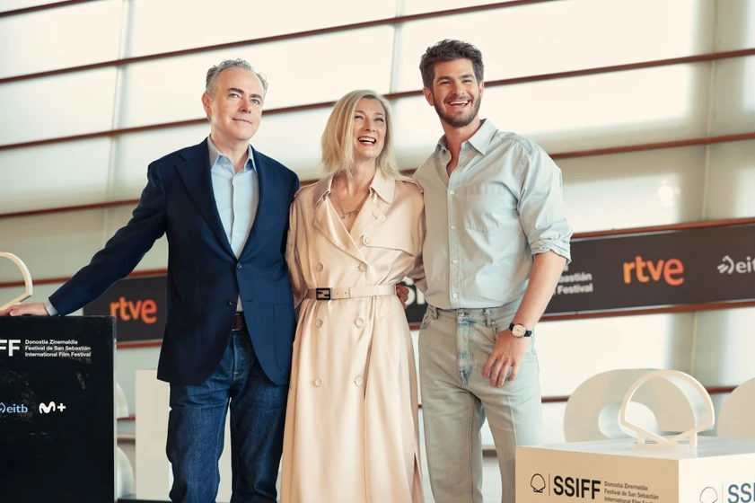 John Crowley, Andrew Garfield y Fiona Weir en vivir-el-momento (Festival de San Sebastián. Septiembre 2024)