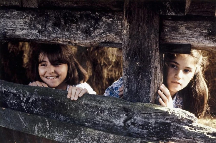 Laetitia Chauveau y Anne Bernier en la-adolescente