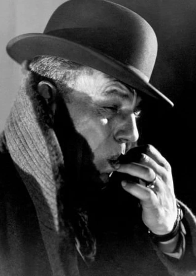 Lon Chaney en el-trio-fantastico