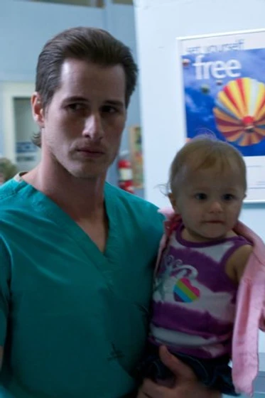 Brendan Fehr en adopcion-fatal