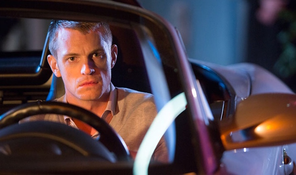Joel Kinnaman en dinero-facil-3-life-deluxe