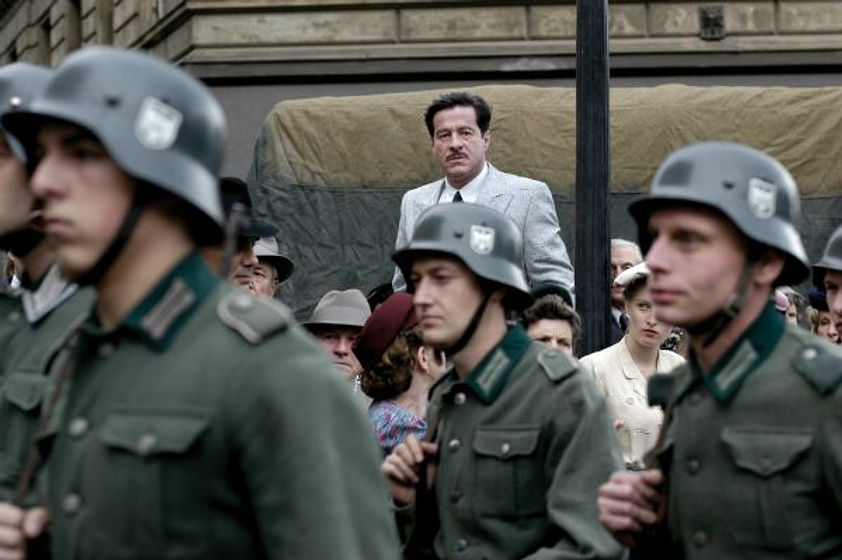 Joaquim de Almeida en Óscar, Una Pasión Surrealista