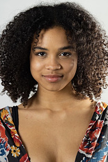 picture of actor Hana Huggins