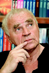 photo of person Janusz Glowacki