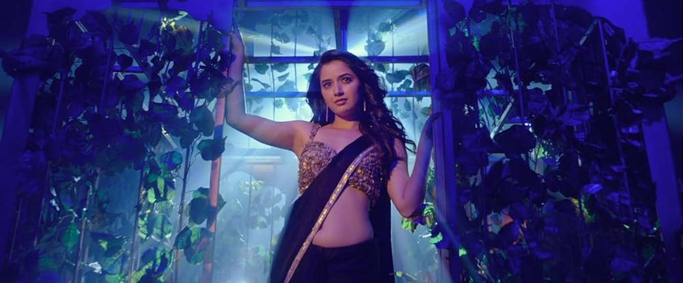 Ashika Ranganath en amigos-2023