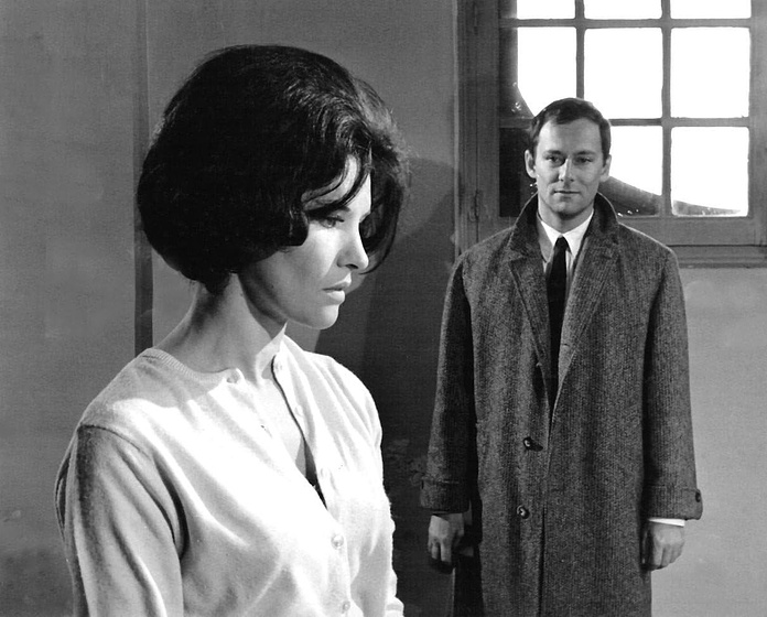 Maurice Ronet y Yelena Samarina en Amador