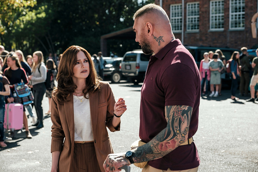 Anna Faris y Dave Bautista en juego-de-espias-la-ciudad-eterna
