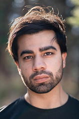 picture of actor Omar Javaid