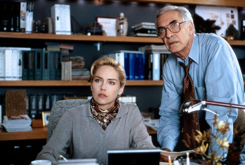 Sharon Stone y Martin Landau en Entre dos mujeres