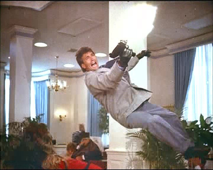 Keith Vitali en Retroceder Nunca, Rendirse Jamás 3