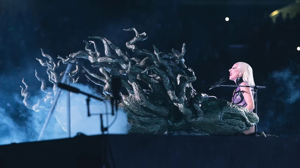 Imagen de gaga-chromatica-ball