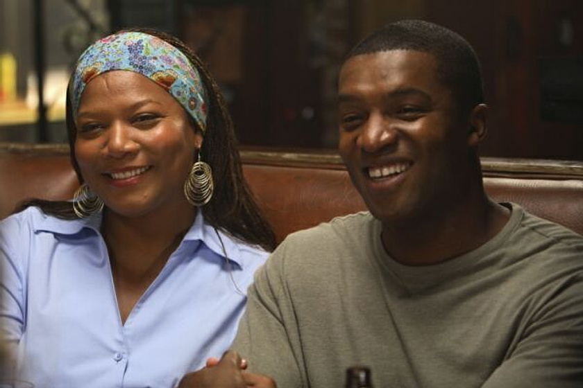 Queen Latifah y Roger R. Cross en Tres mujeres y un plan