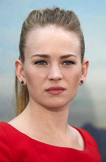 Britt Robertson en Tomorrowland (Photocall en Valencia. Mayo 2015)