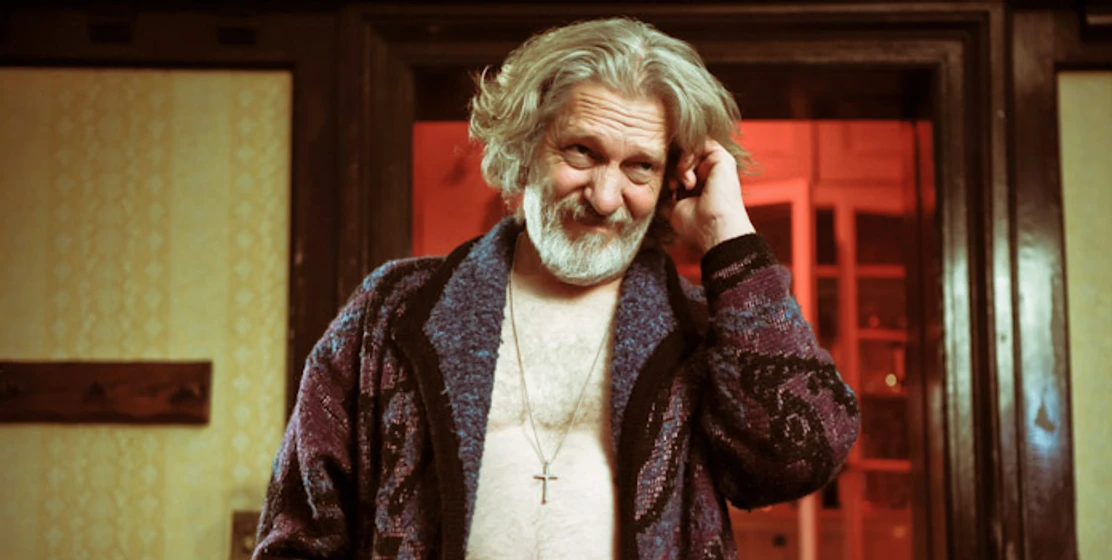 Clancy Brown en hellbenders