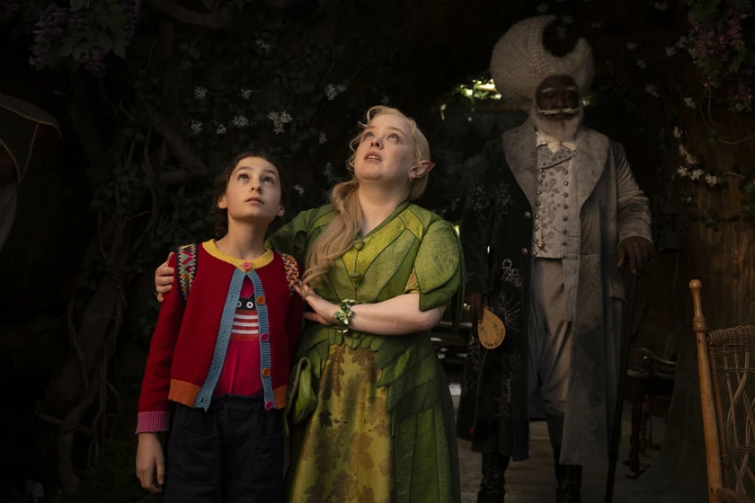 Nonso Anozie y Nicola Coughlan en el-arbol-muy-muy-lejano