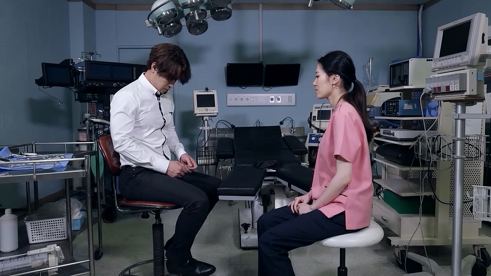 Imagen de female-urologists-2