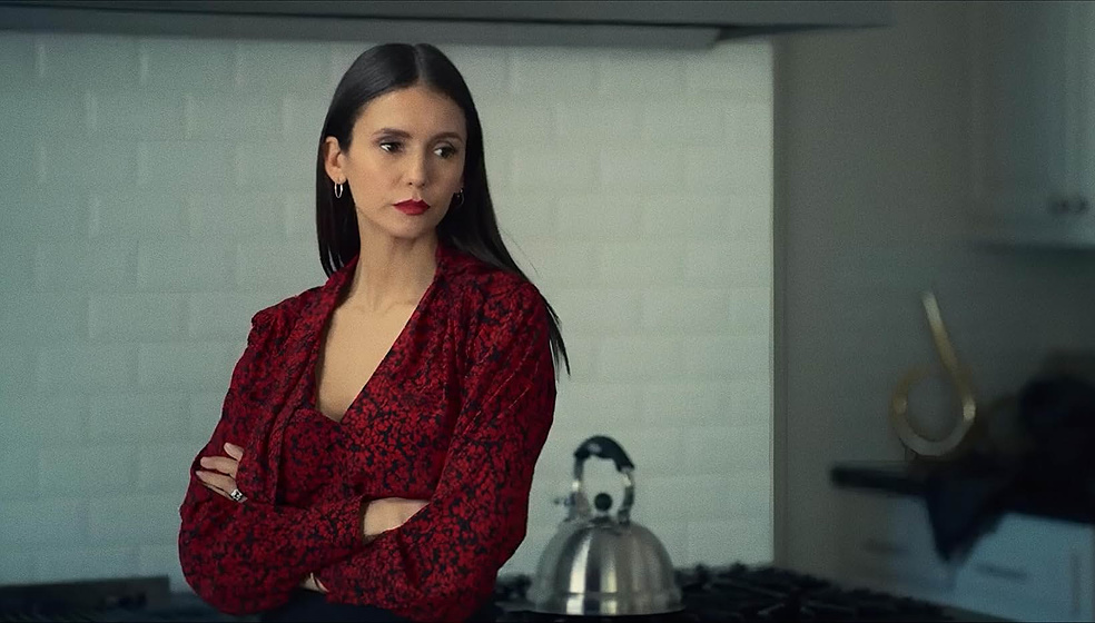 Nina Dobrev en Reunion