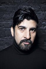 picture of actor Roberto Farías