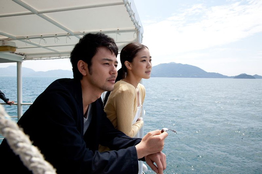Satoshi Tsumabuki y Yû Aoi en Una Familia de Tokio