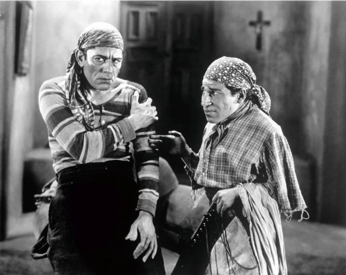 Lon Chaney y John George en garras-humanas