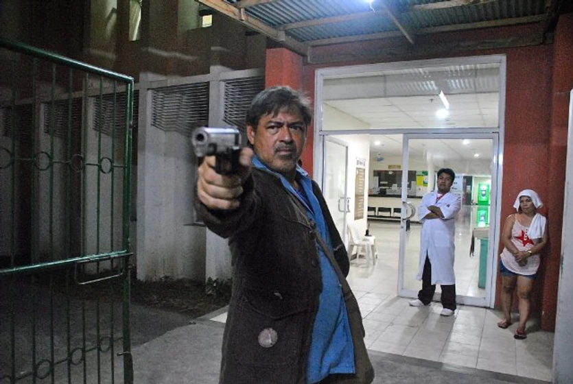 Joel Torre en on-the-job