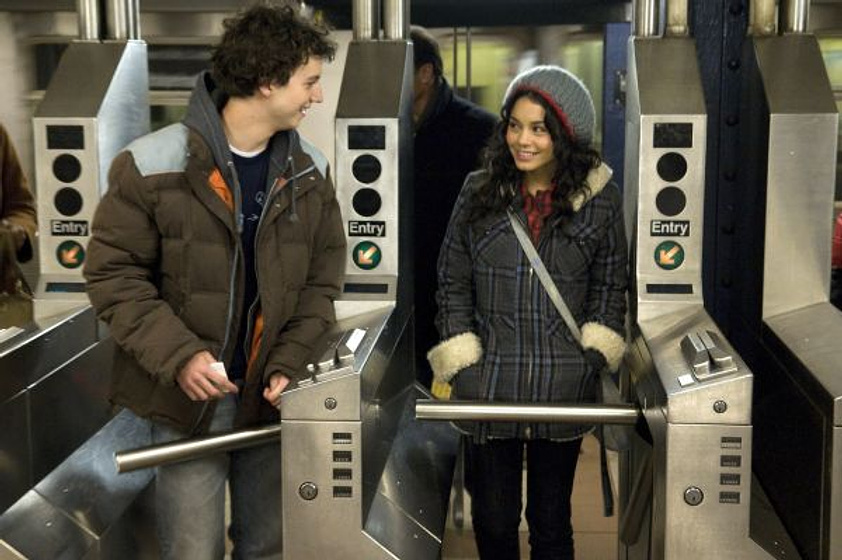 Vanessa Hudgens y Gaelan Connell en School Rock Band