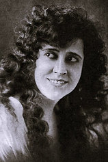 photo of person Leah Baird