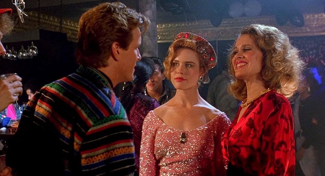 Linden Ashby, Karen Black y Debra Feuer en la-amante-del-diablo