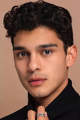 picture of actor Anthony Keyvan