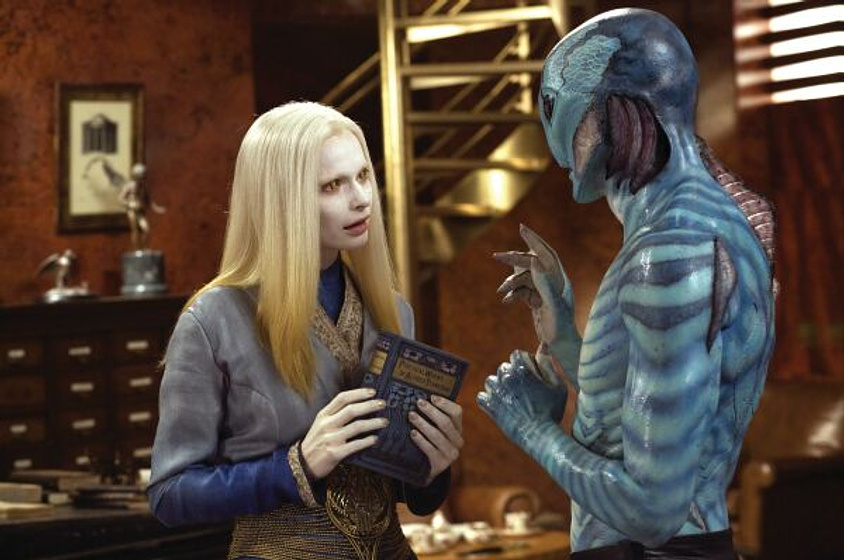 Doug Jones y Anna Walton en Hellboy II: El Ejército Dorado