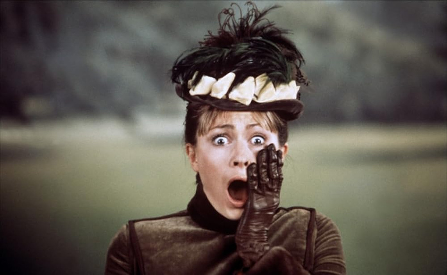 Suzy Kendall en las-orgias-de-la-locura