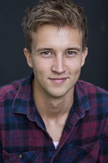 picture of actor Sam Straley