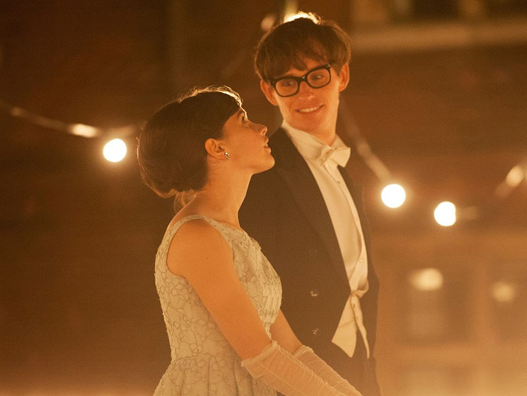 Eddie Redmayne y Felicity Jones en La Teoría del Todo