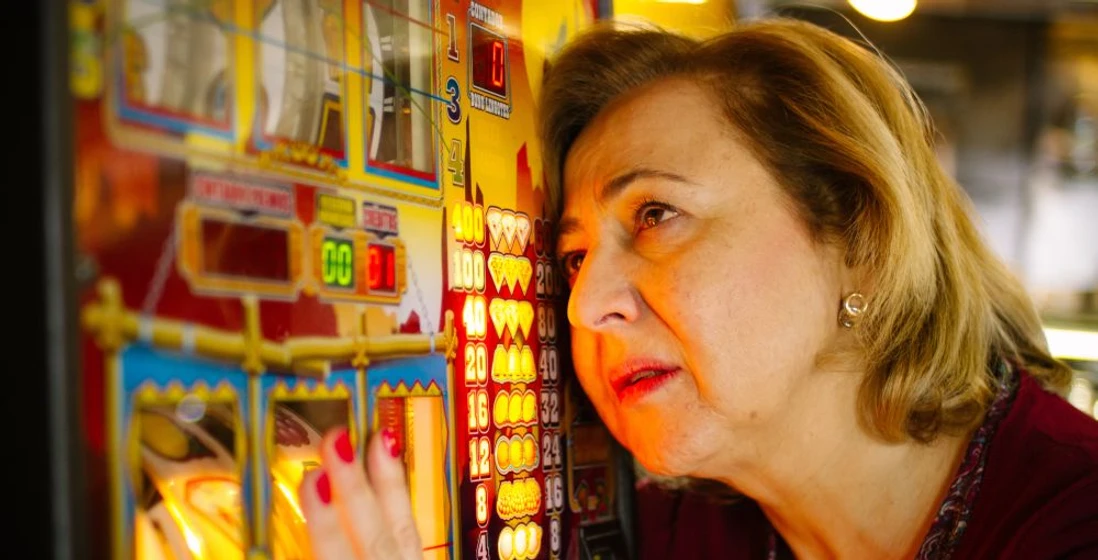 Carmen Machi en el-bar-2016