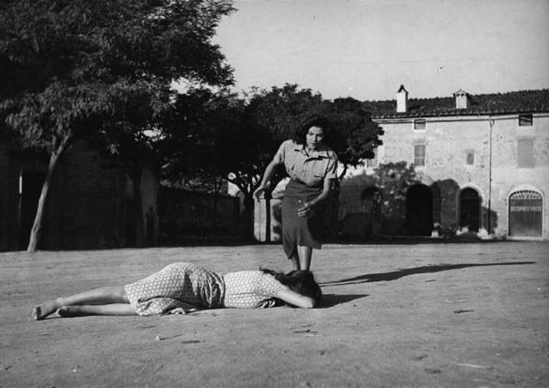 Anna Maria Ferrero en El Cristo Prohibido