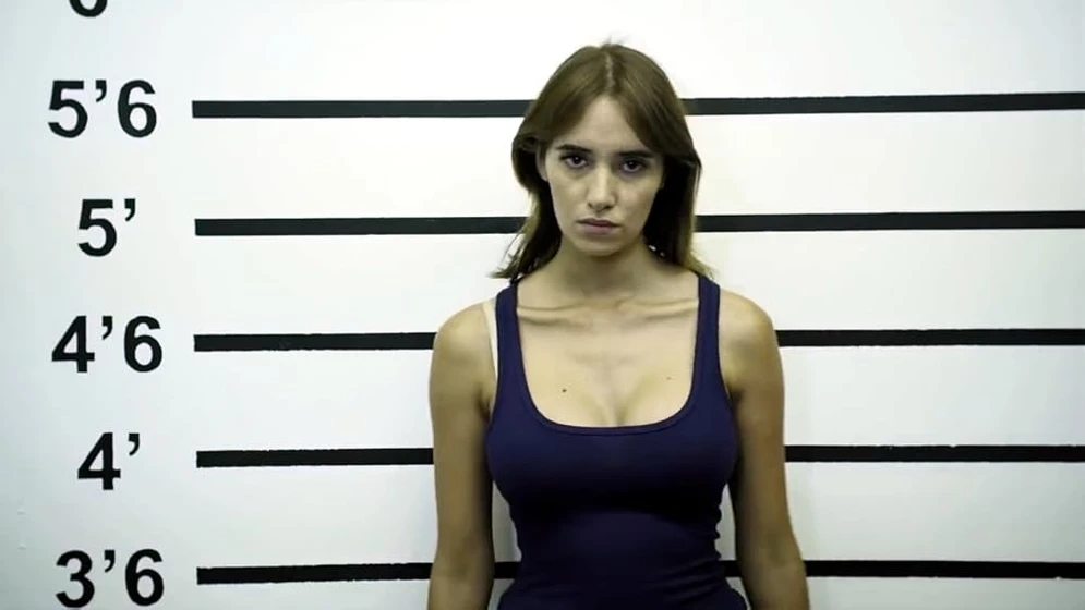 Sara Malakul Lane en jailbait