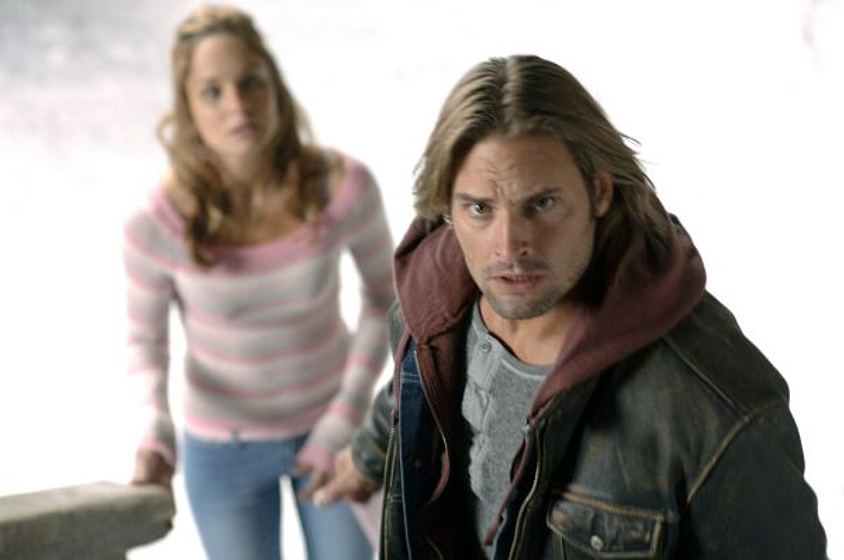 Josh Holloway y Sarah Wayne Callies en Hellion, el Ángel Caído