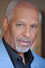 picture of actor James Pickens Jr.
