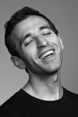picture of actor Anthony Roth Costanzo