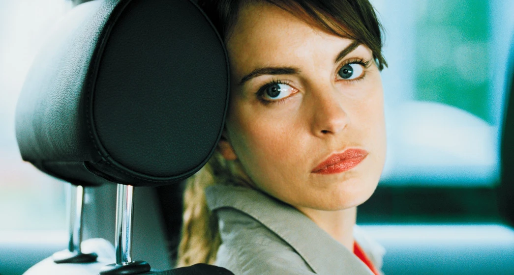 Nina Hoss en yella