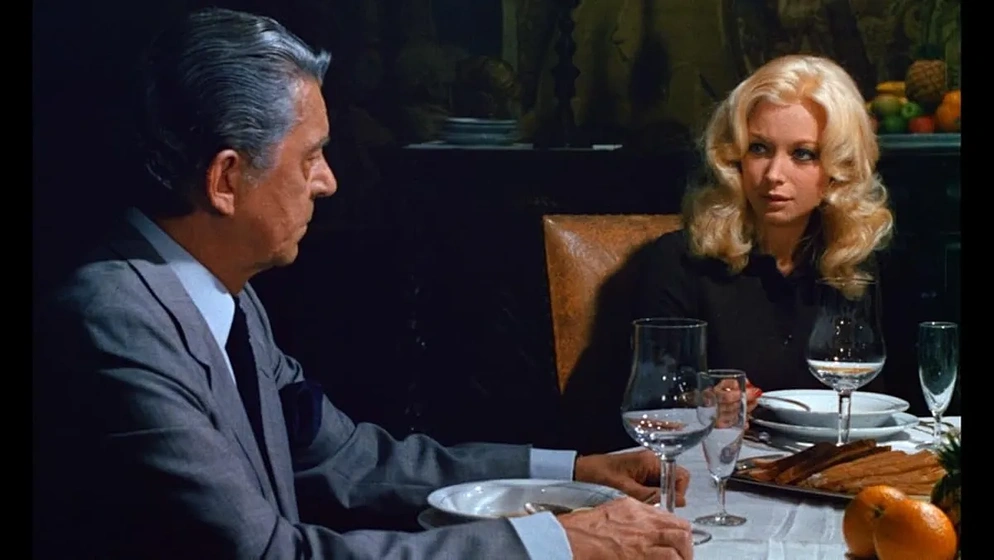 Jean Servais y Shirley Corrigan en la-terrorifica-noche-del-demonio